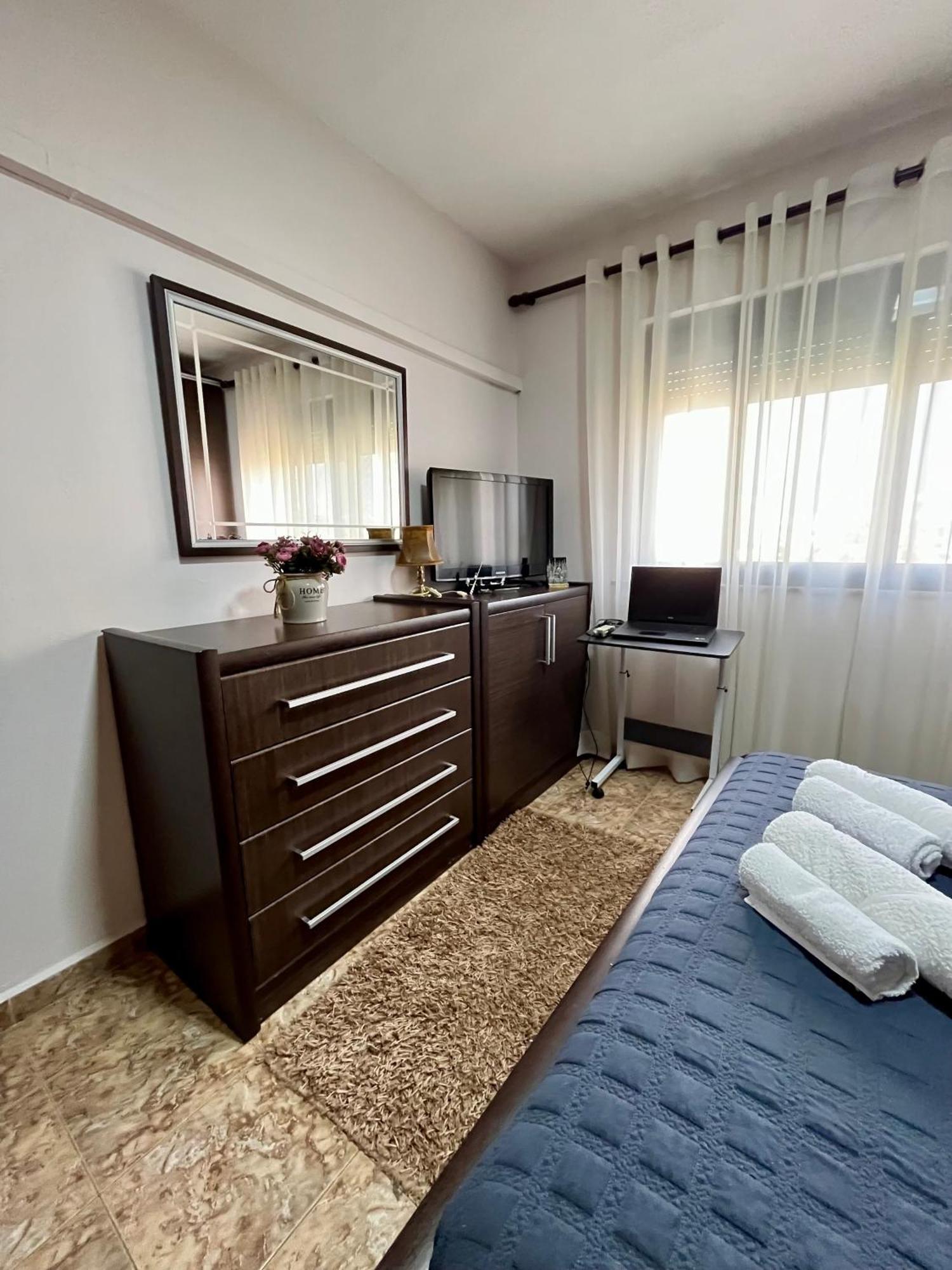 Tirana Center Tourist Apartment Exteriör bild